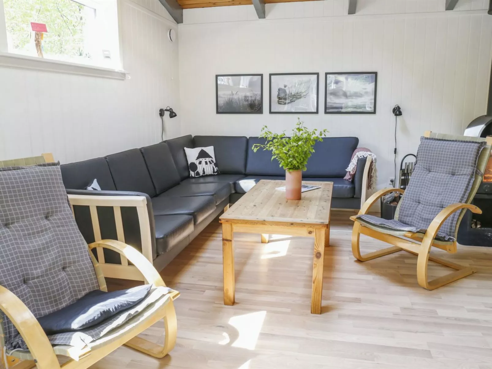 "Lisa" - 650m from the sea-Binnen