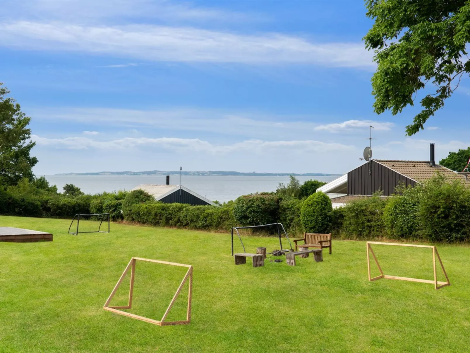 "Edina" - 350m from the sea-Buiten