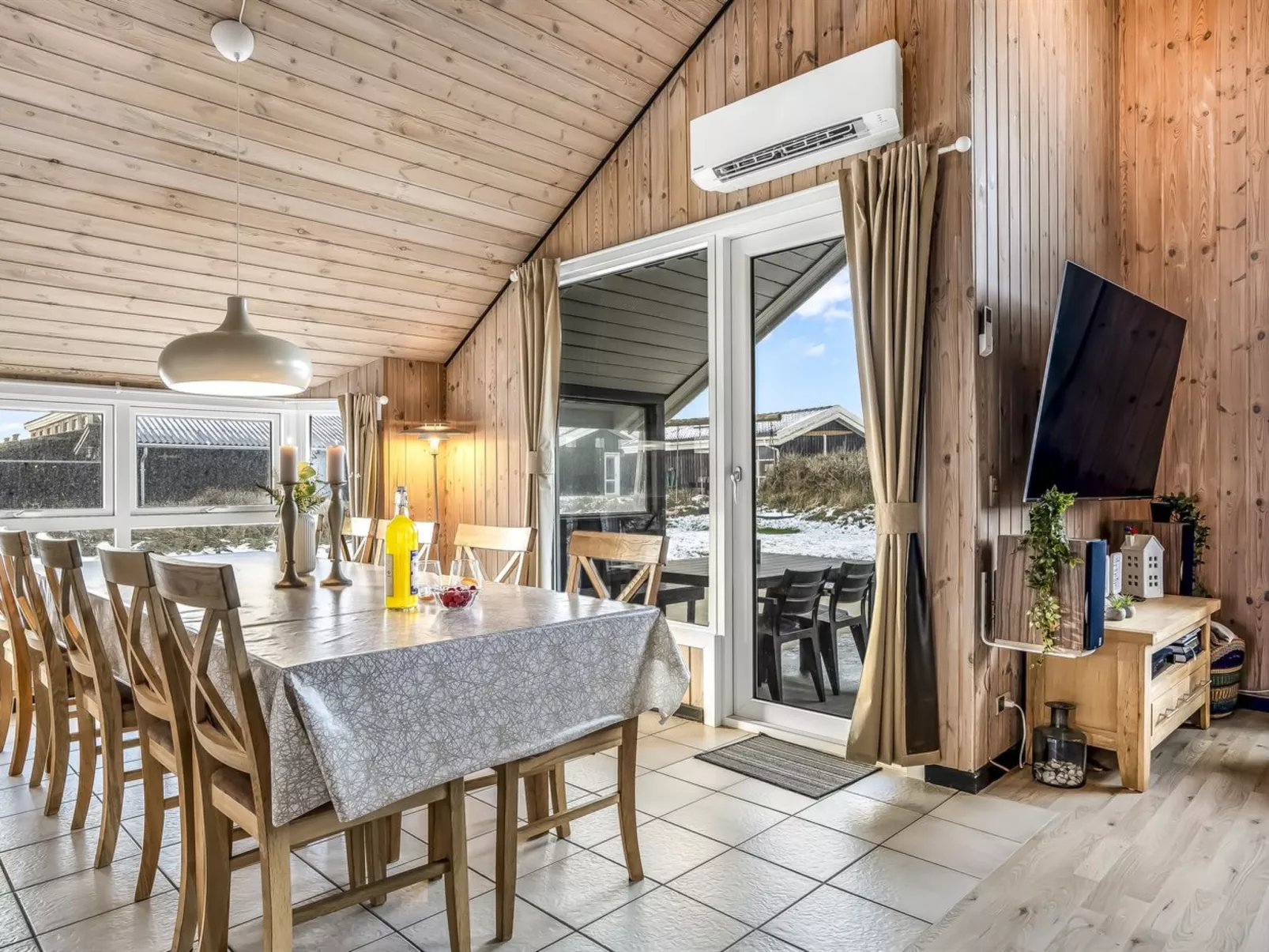 "Iida" - 100m from the sea-Binnen