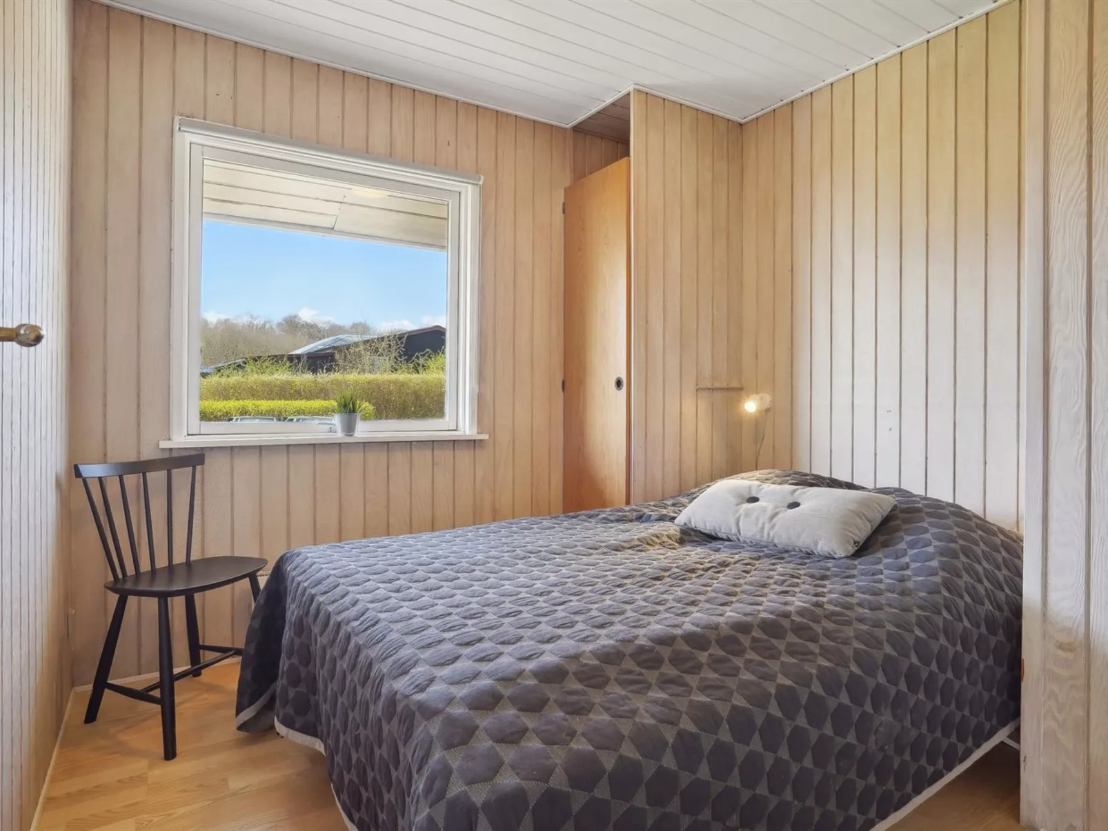 "Arnetta" - 150m from the sea-Binnen