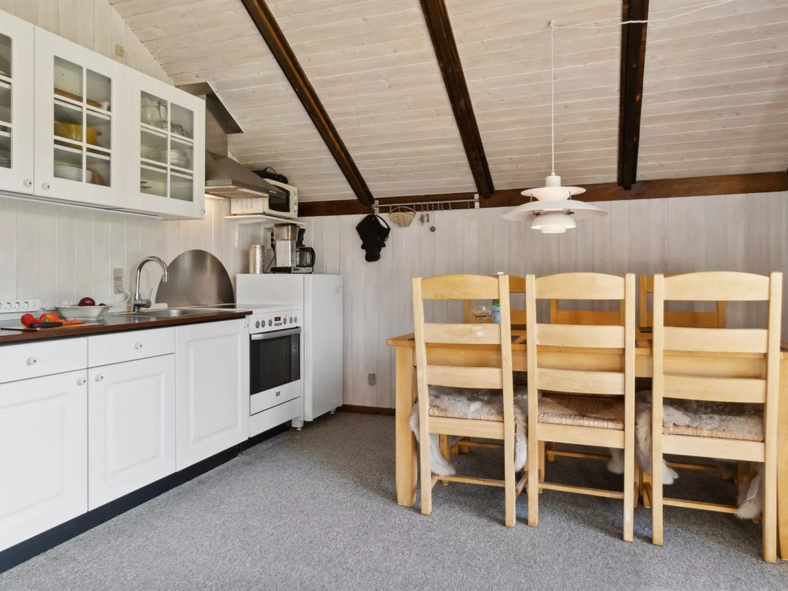 "Irlin" - 600m from the sea-Binnen