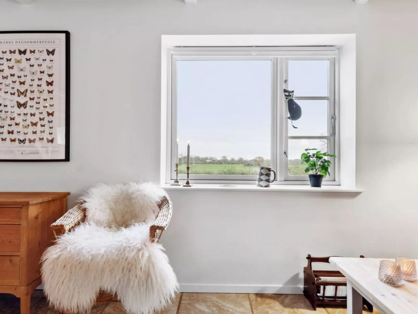 "Adrienne" - 6.4km from the sea-Binnen