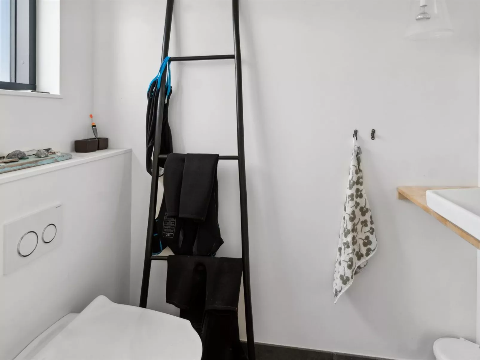 "Niesina" - 100m from the sea-Binnen