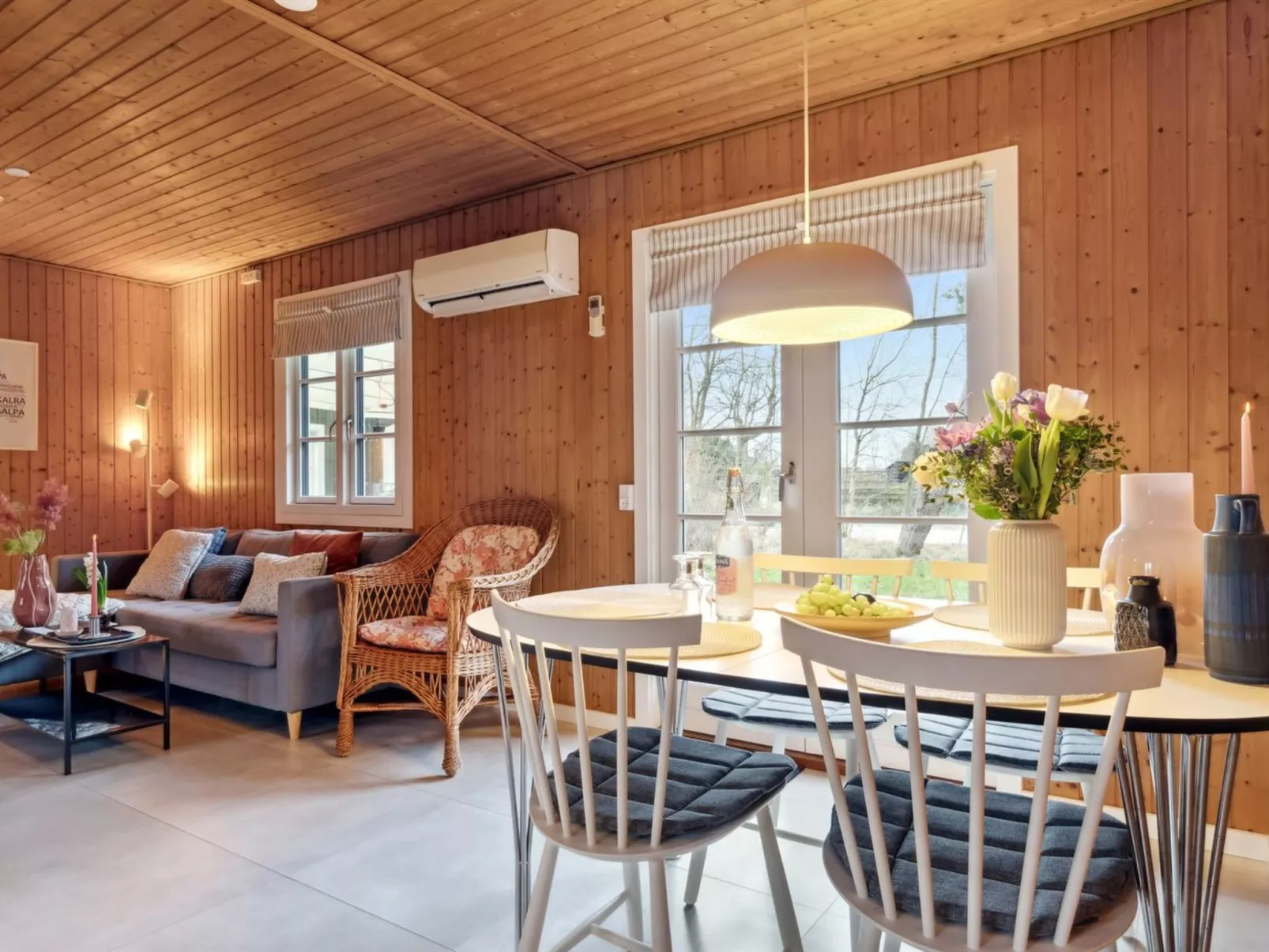 "Smilla" - 300m from the sea-Binnen