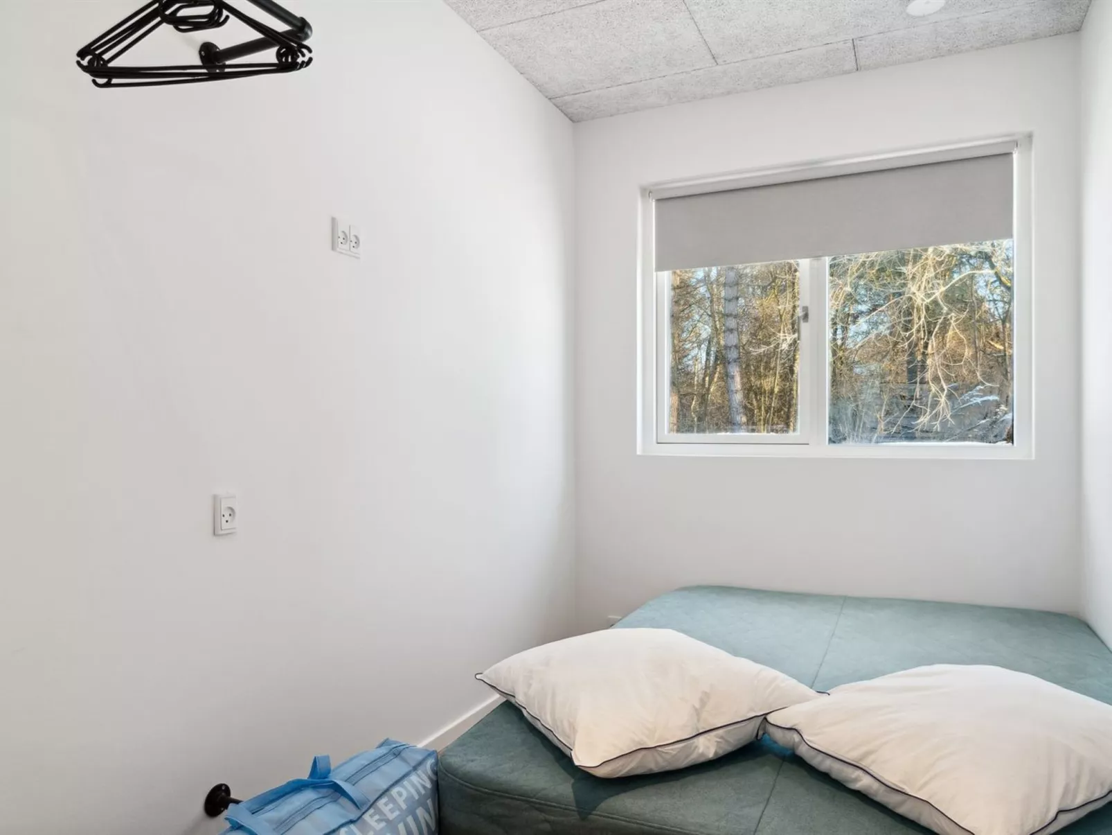 "Scalli" - 1.5km to the fjord-Binnen