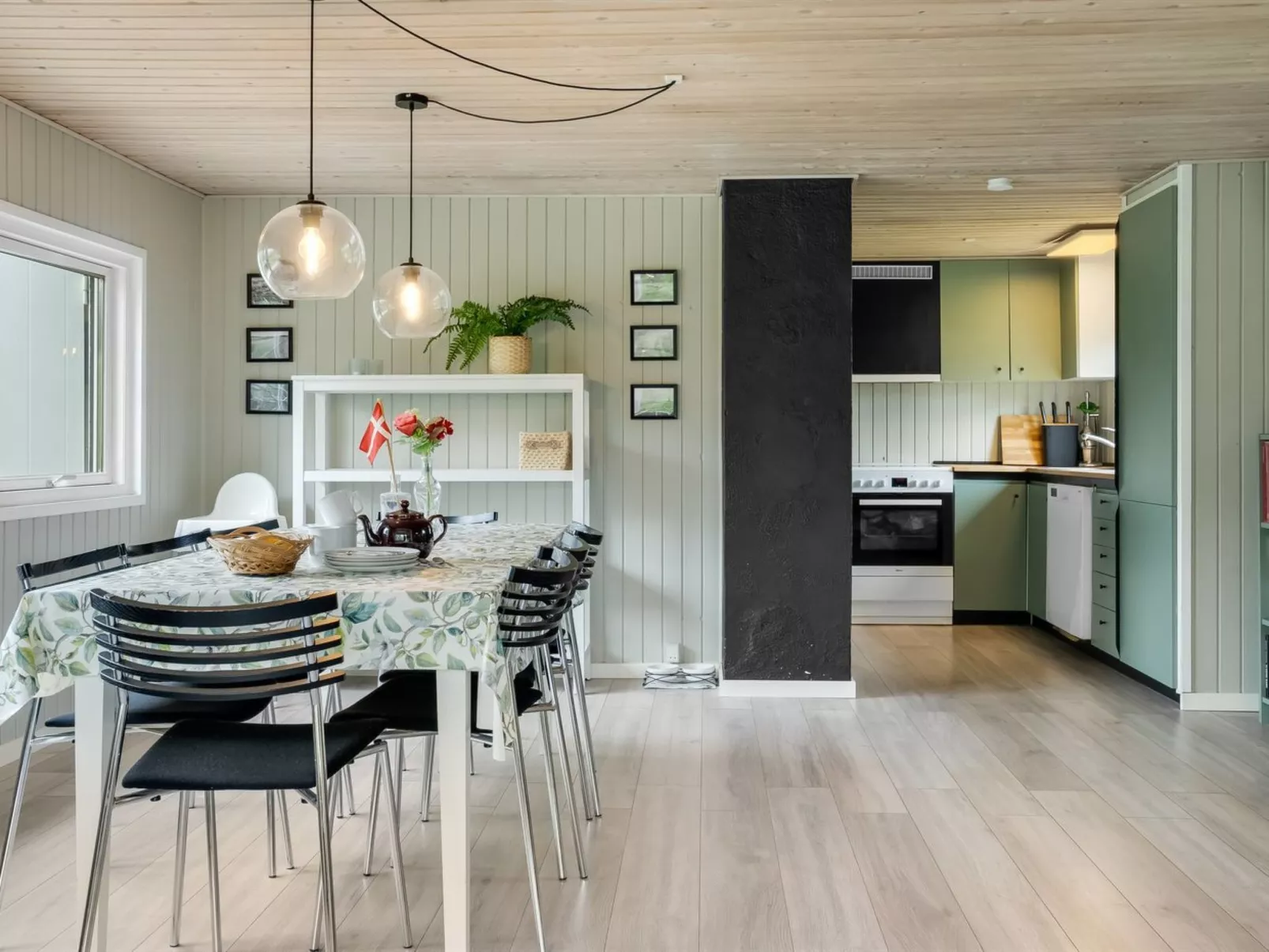 "Alkil" - 350m to the fjord-Binnen