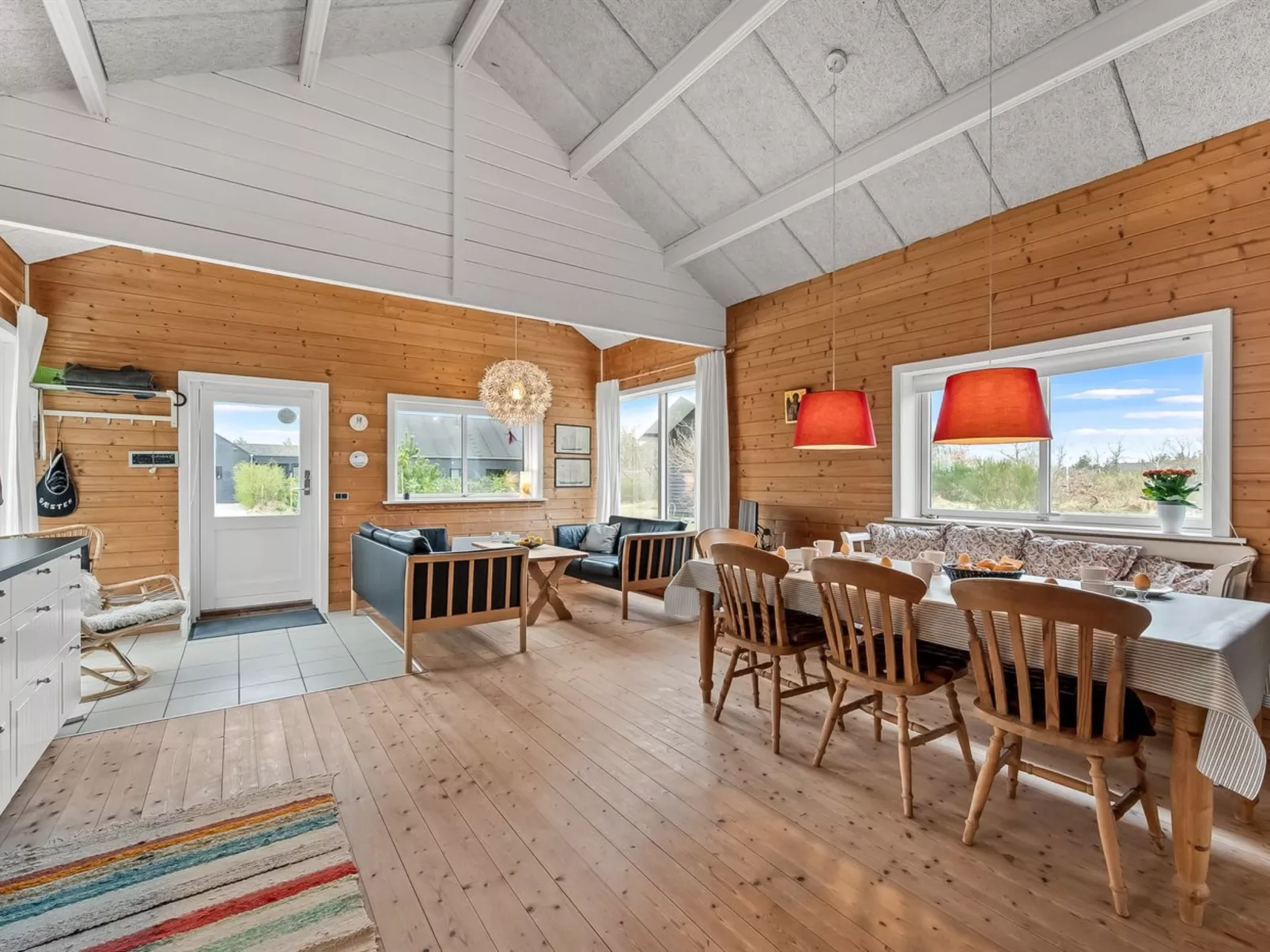 "Oddger" - 250m to the fjord-Binnen