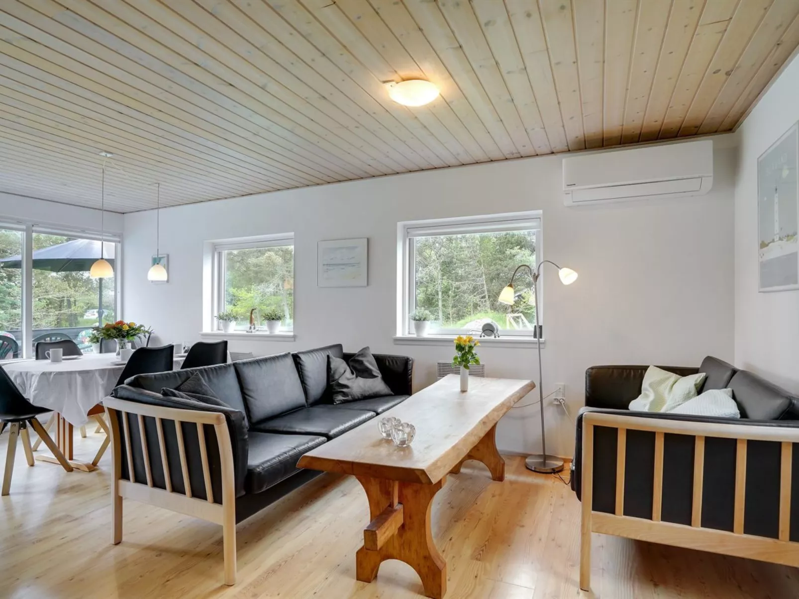 "Hildulf" - 2km from the sea-Binnen