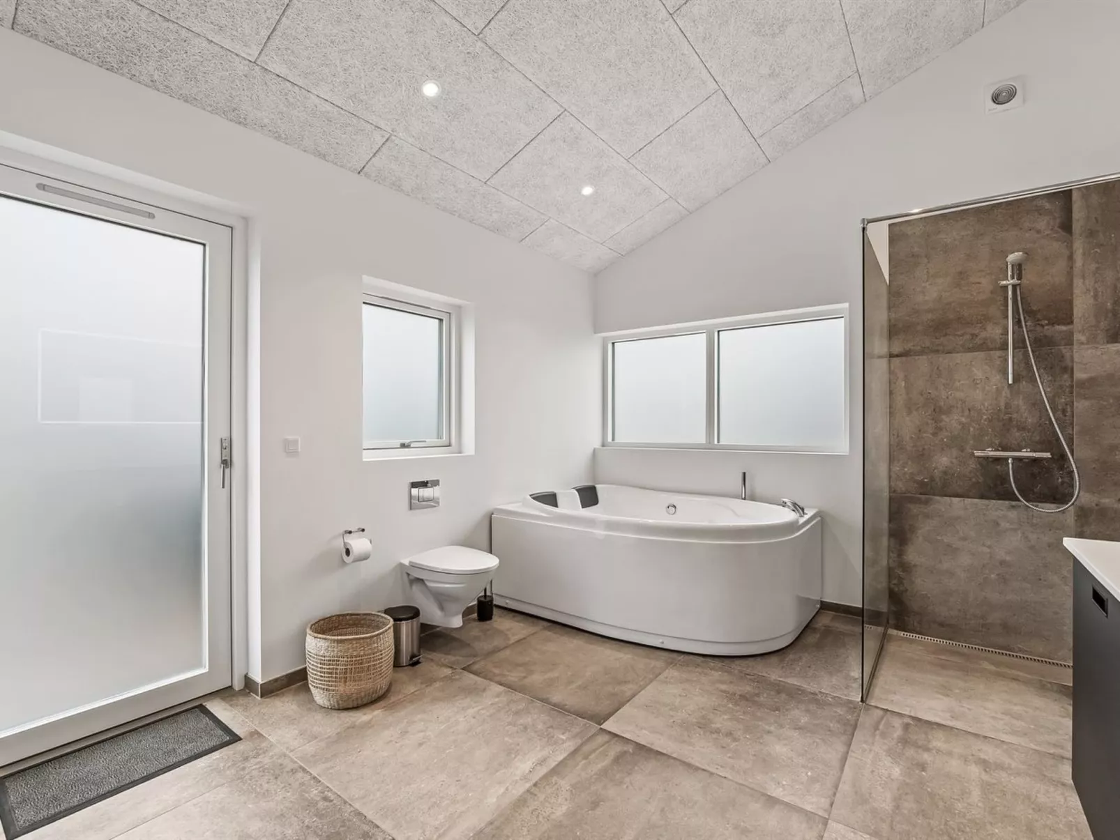 "Chenoa" - 350m from the sea-Binnen