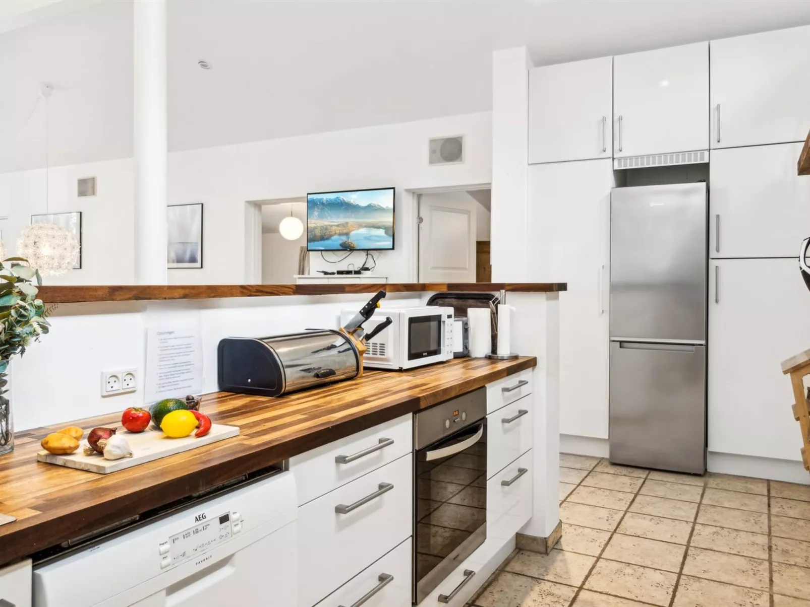 "Mikkeline" - 575m to the fjord-Binnen