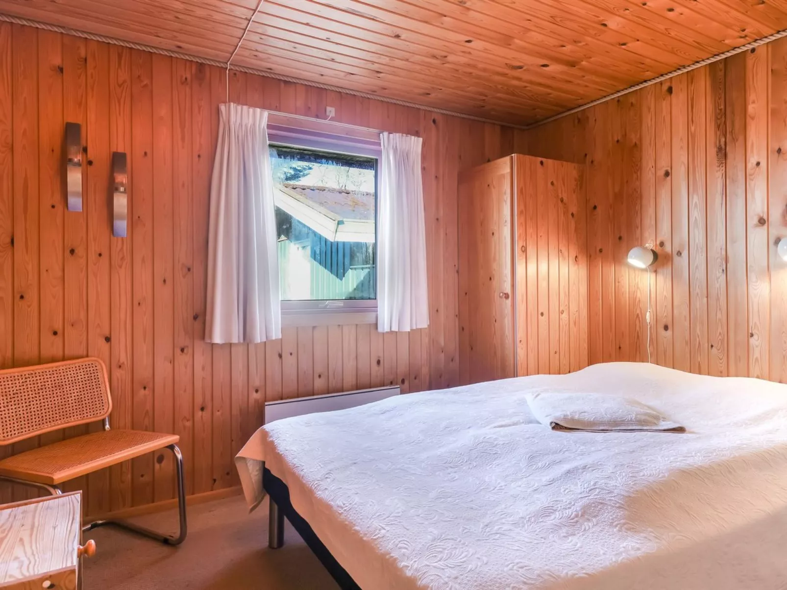 "Bedri" - 150m from the sea-Binnen