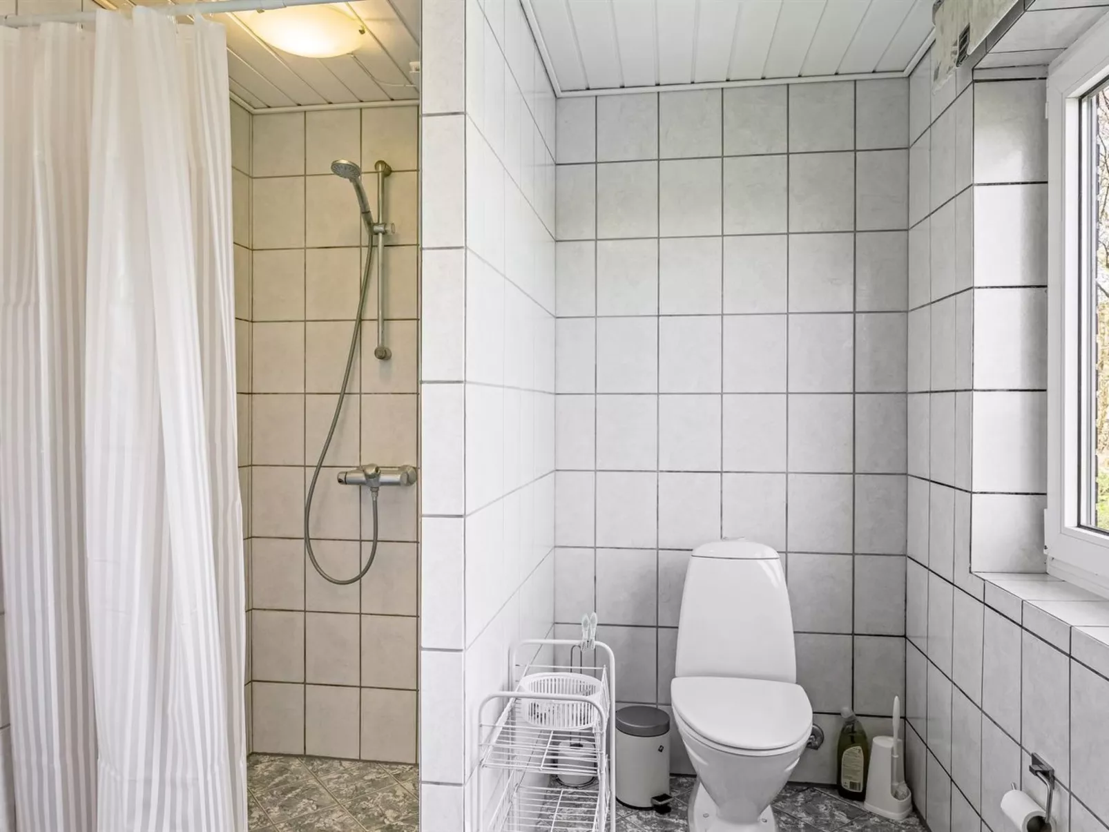 "Kerrin" - 1km from the sea-Binnen