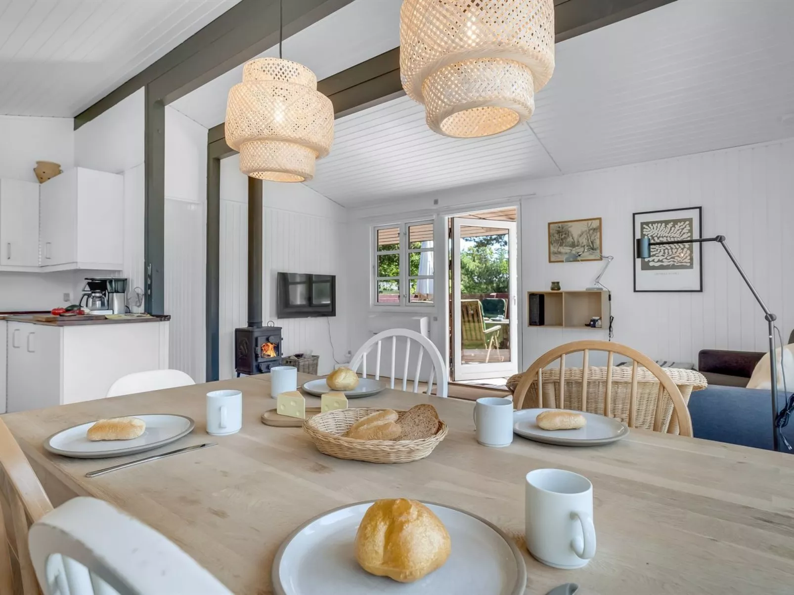 "Borghild" - 500m from the sea-Binnen