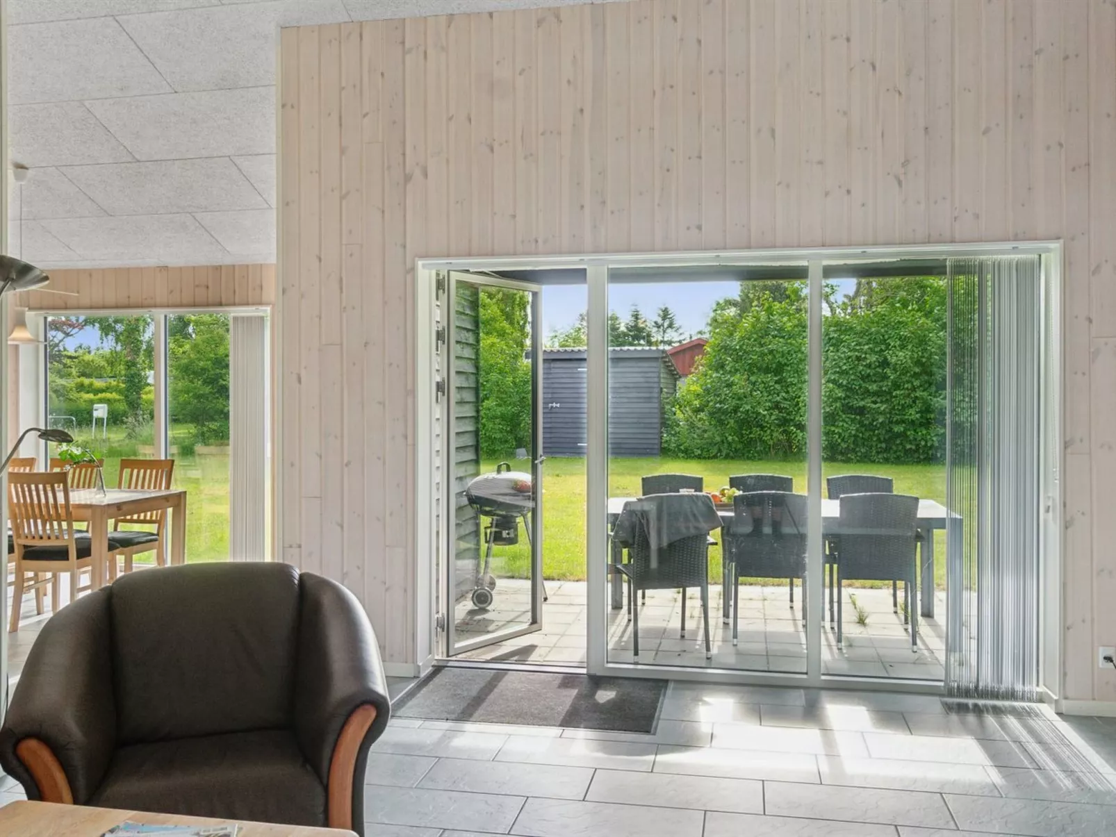 "Dorreth" - 3.2km from the sea-Binnen