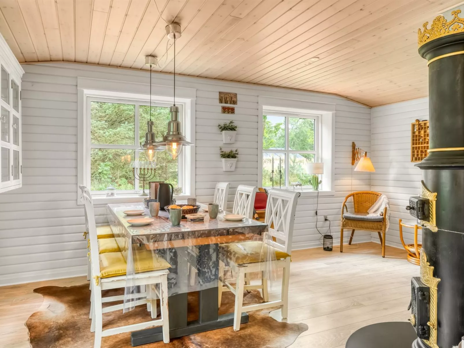 "Ellinore" -  from the sea-Binnen