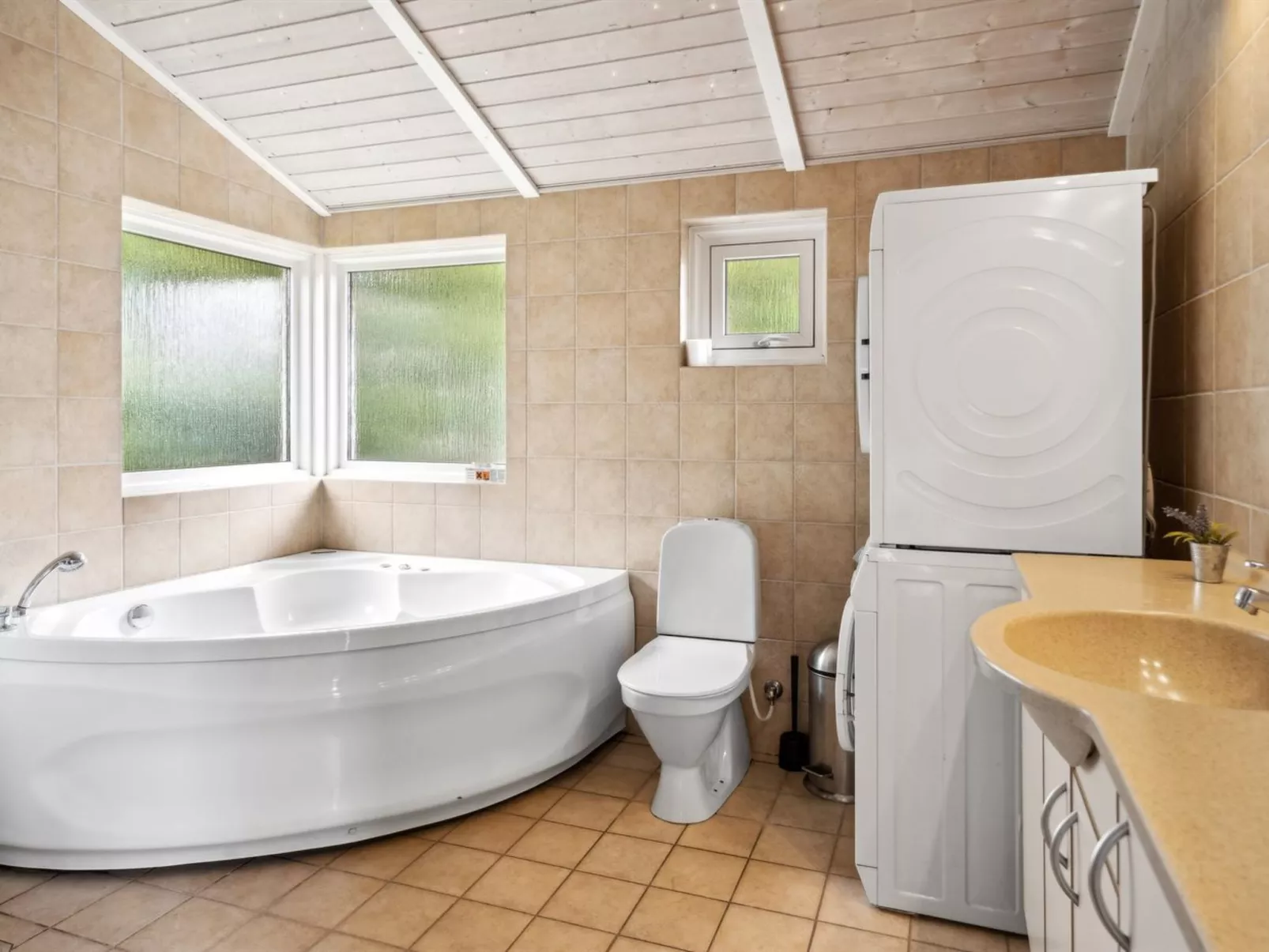 "Falka" - 300m from the sea-Binnen