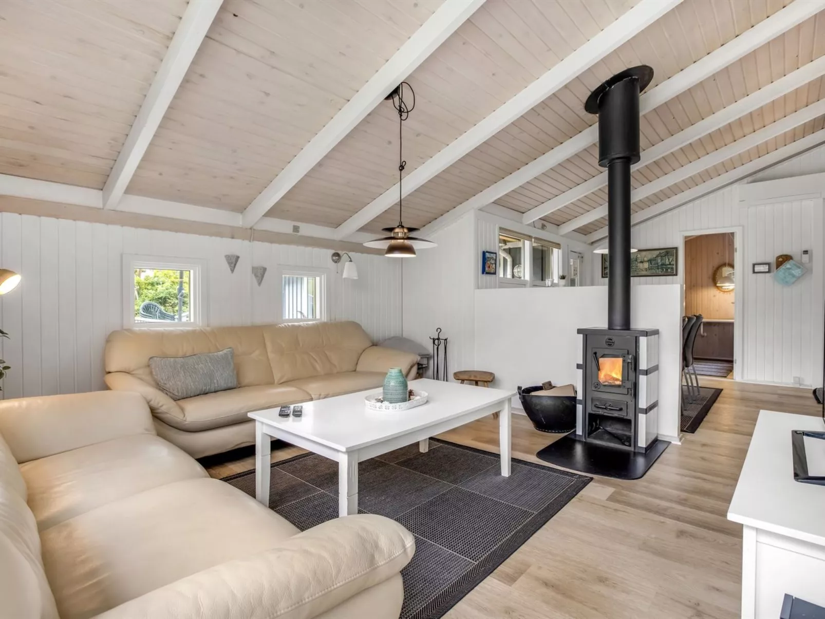 "Tabithe" - 500m from the sea-Binnen