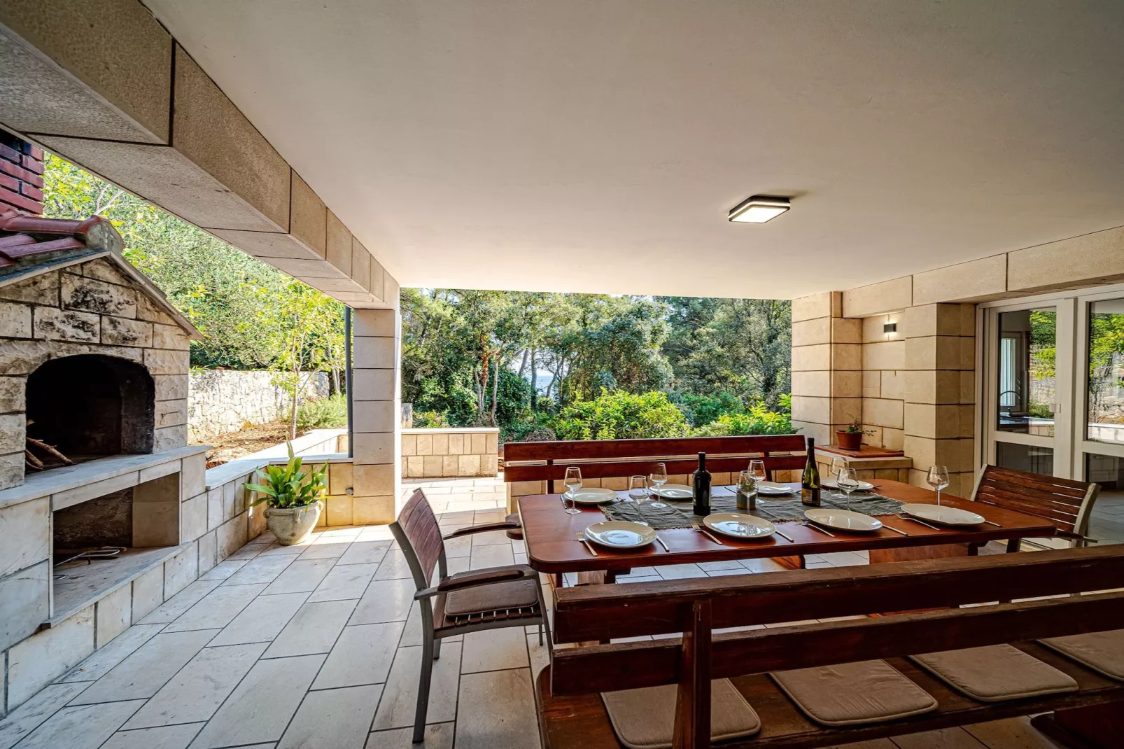 Holiday Home Island Gem - Five  Bedroom Apartment-Eetkamer