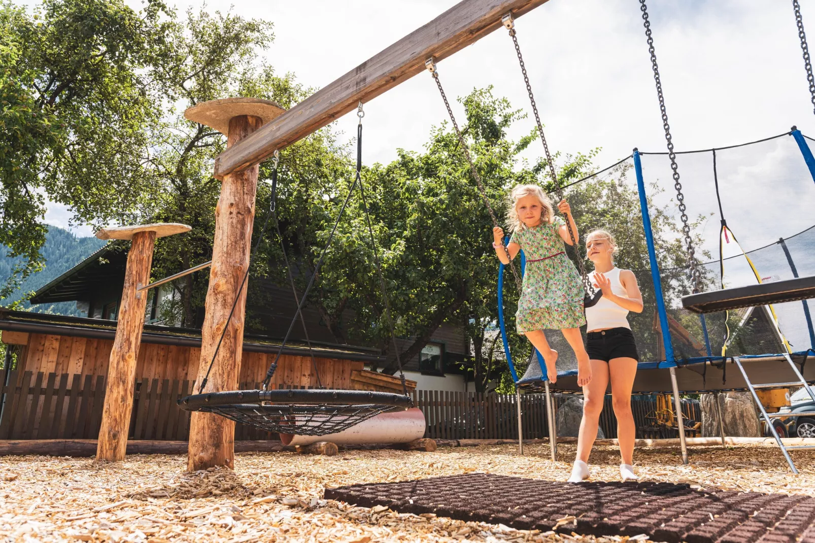 Bauernhaus Guggengut-Tuinen zomer