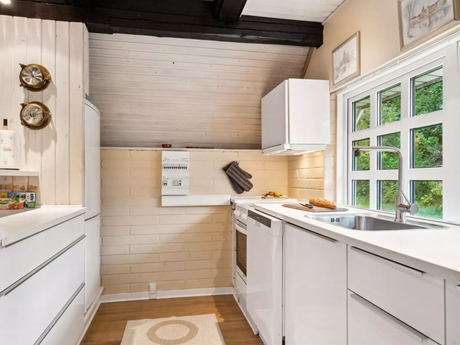 "Carolin" - 300m from the sea-Binnen