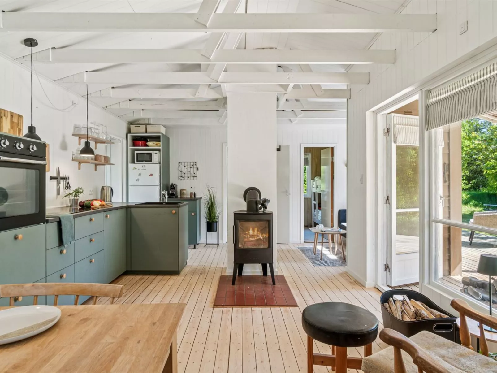 "Jovana" - 150m to the fjord-Binnen