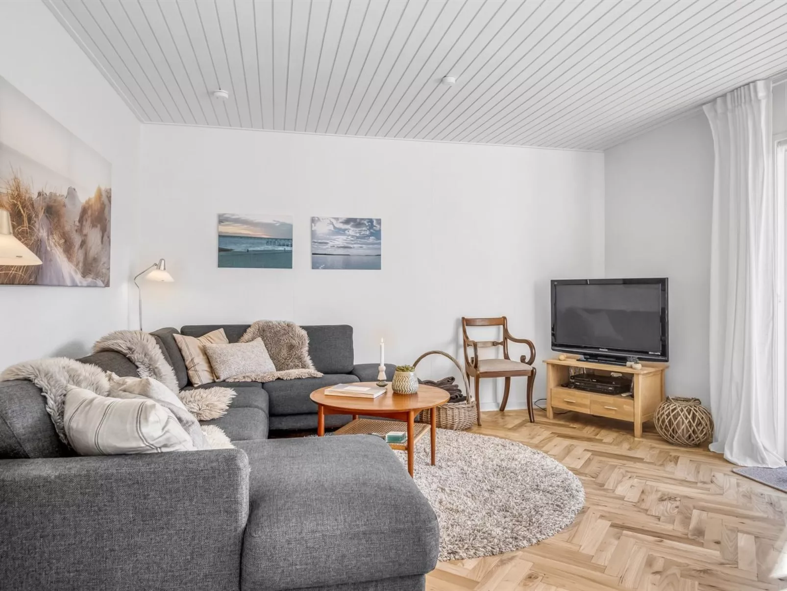 "Julie" - 700m from the sea-Binnen