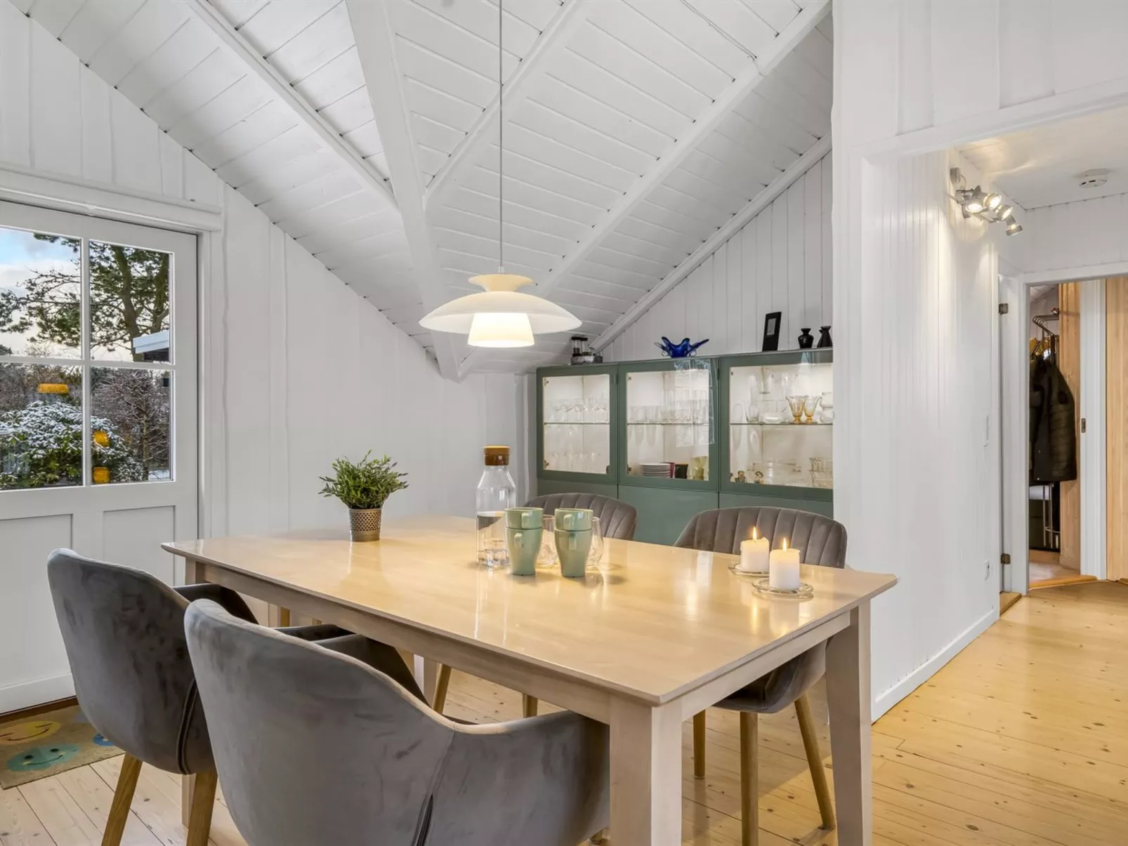 "Evgenia" -  from the sea-Binnen