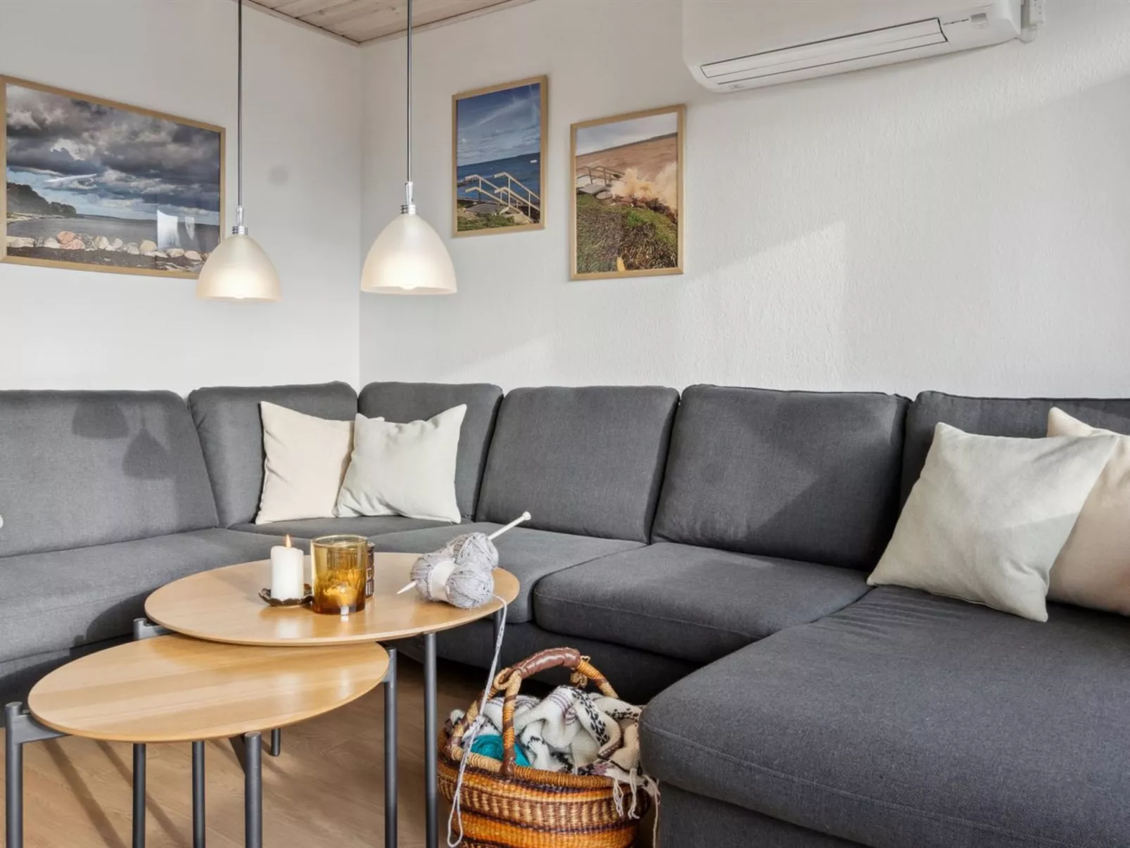 "Severine" - 650m from the sea-Binnen