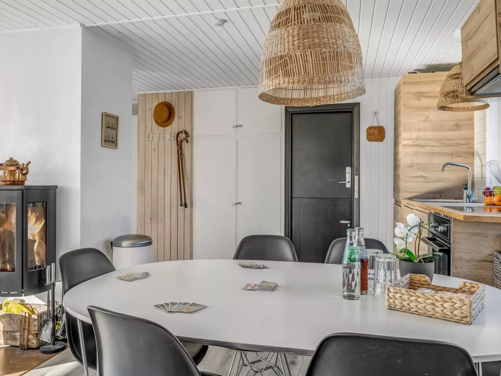 "Alrike" - 200m from the sea-Binnen