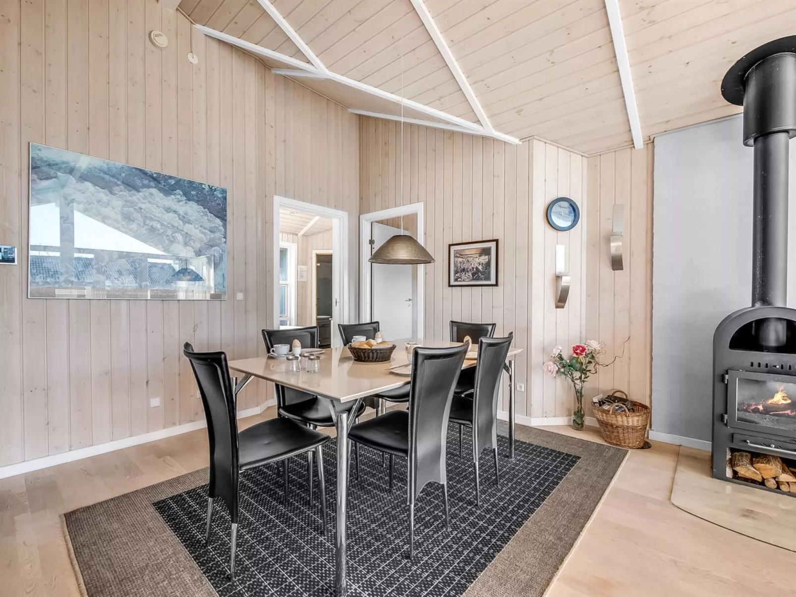 "Asgard" - 800m to the fjord-Binnen