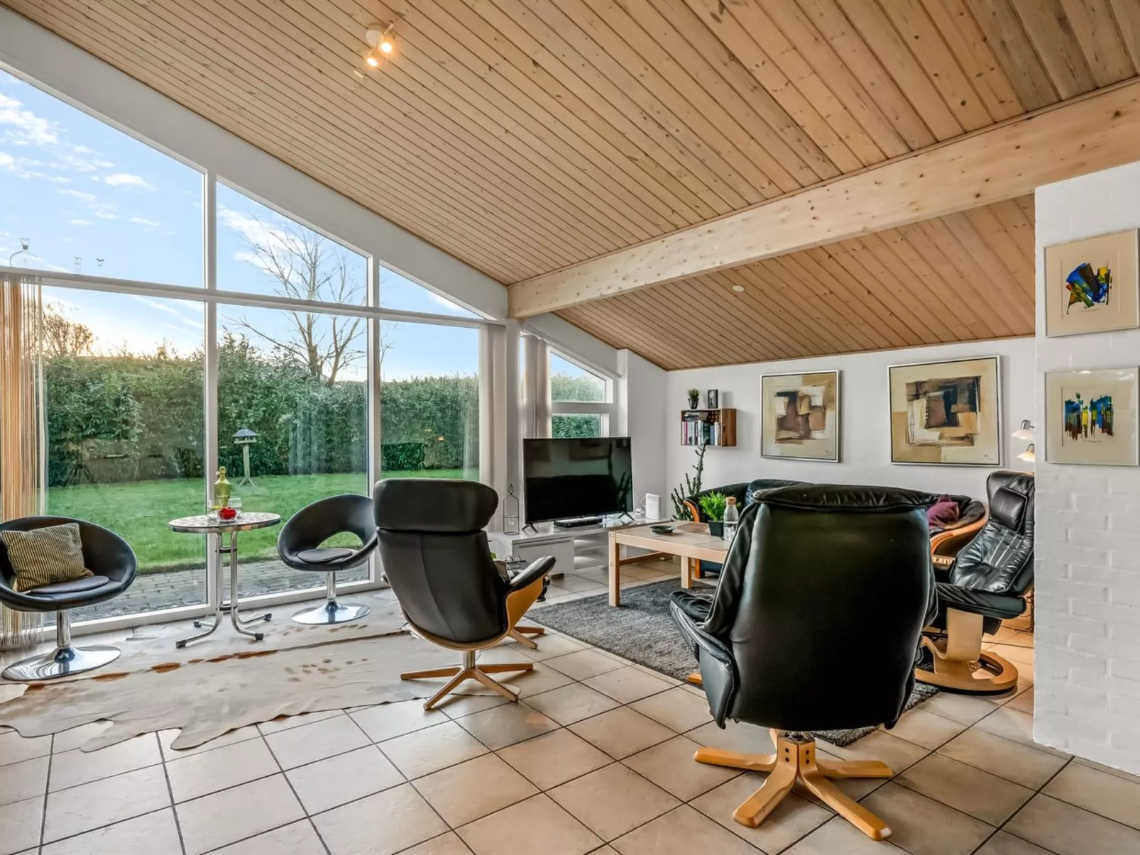 "Takenya" - 350m to the fjord-Binnen