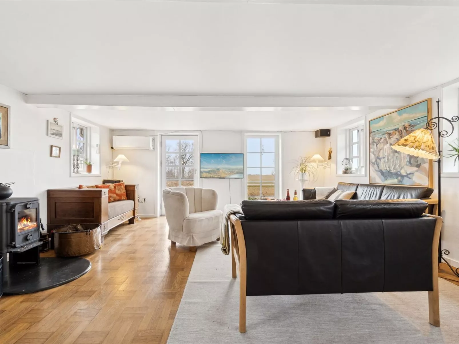 "Bena" - 2km from the sea-Binnen