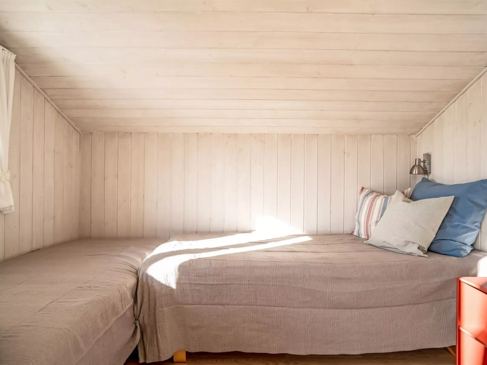 "Henri" - 1.2km from the sea-Binnen