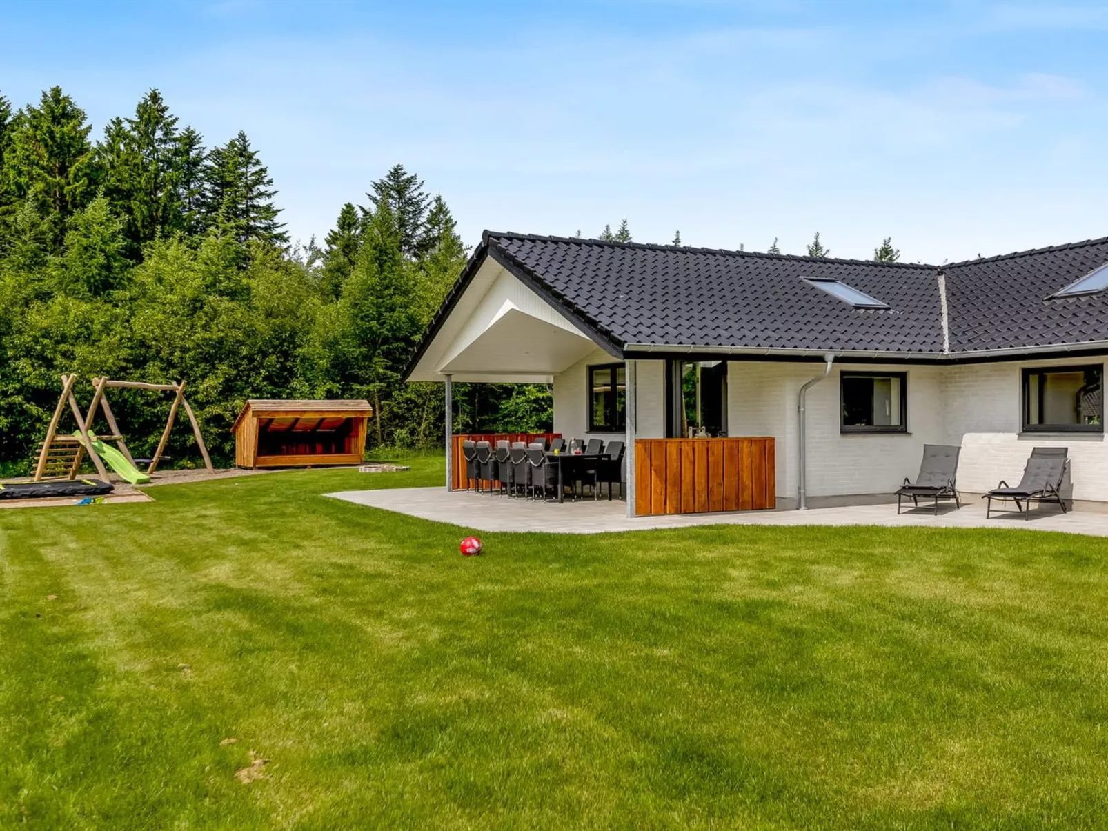 &quot;Alvira&quot; - 30km from the sea-Buiten