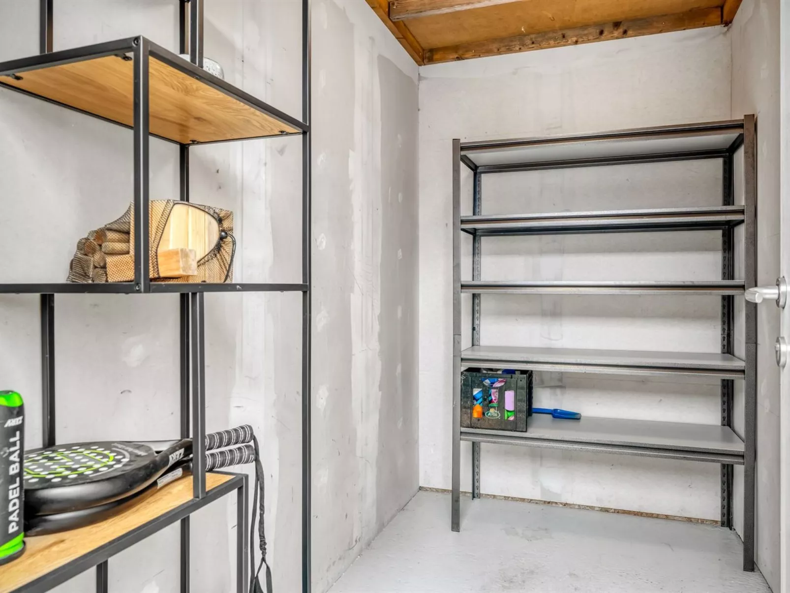 "Kato" -  from the sea-Buiten