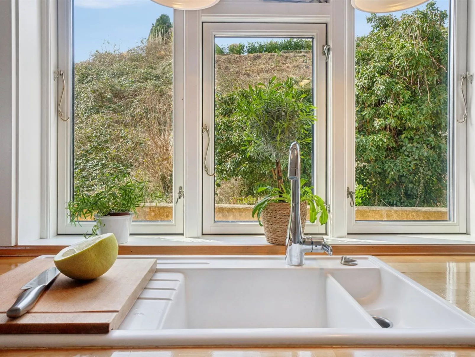 "Taja" - 170m from the sea-Binnen