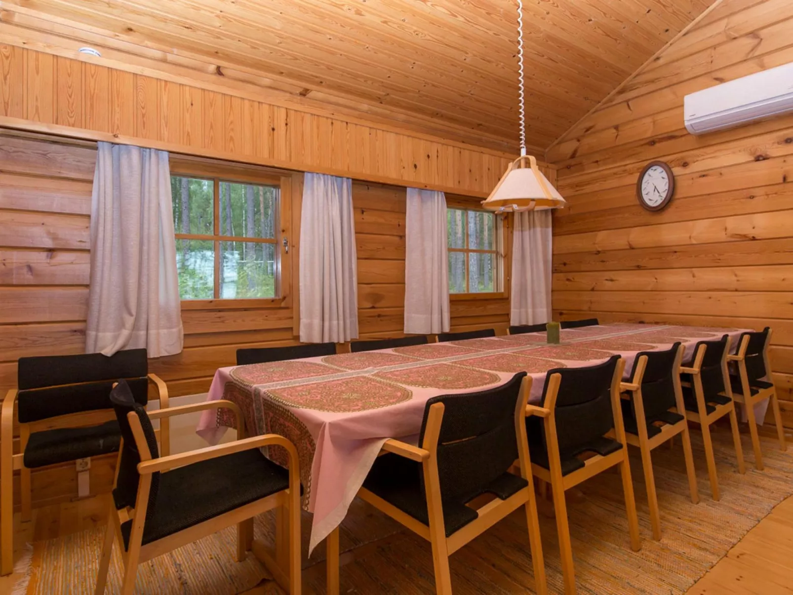 Villa kukkapää-Binnen