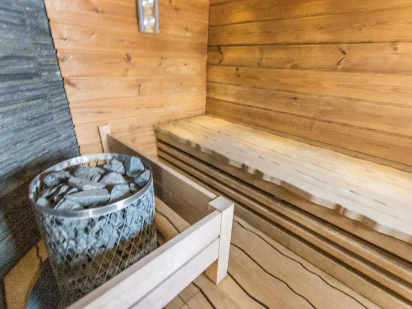 Uulanlinna a, paritalo-Binnen