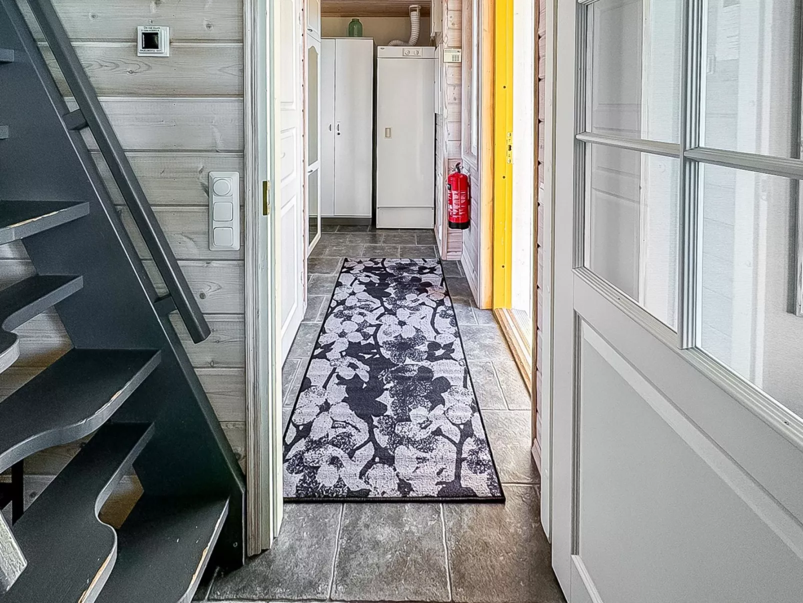 Villa taikavuosseli-Binnen