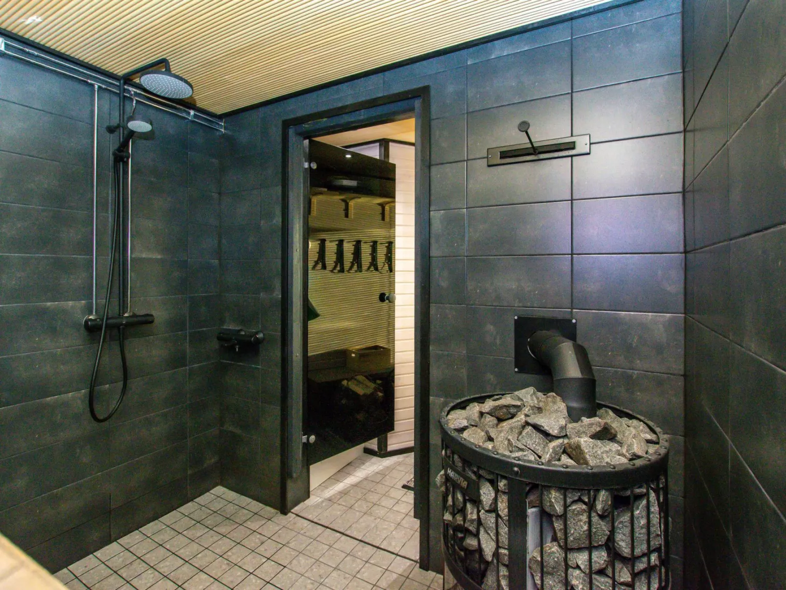 Aurinkopaikka-Binnen