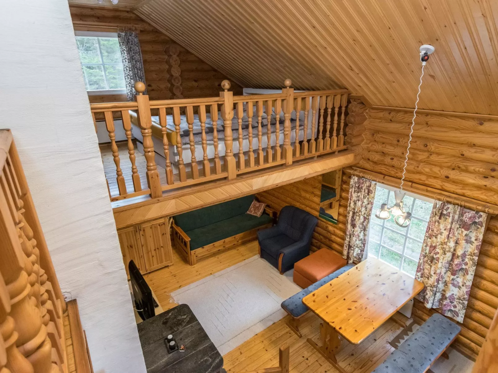 Pikku harrila-Binnen