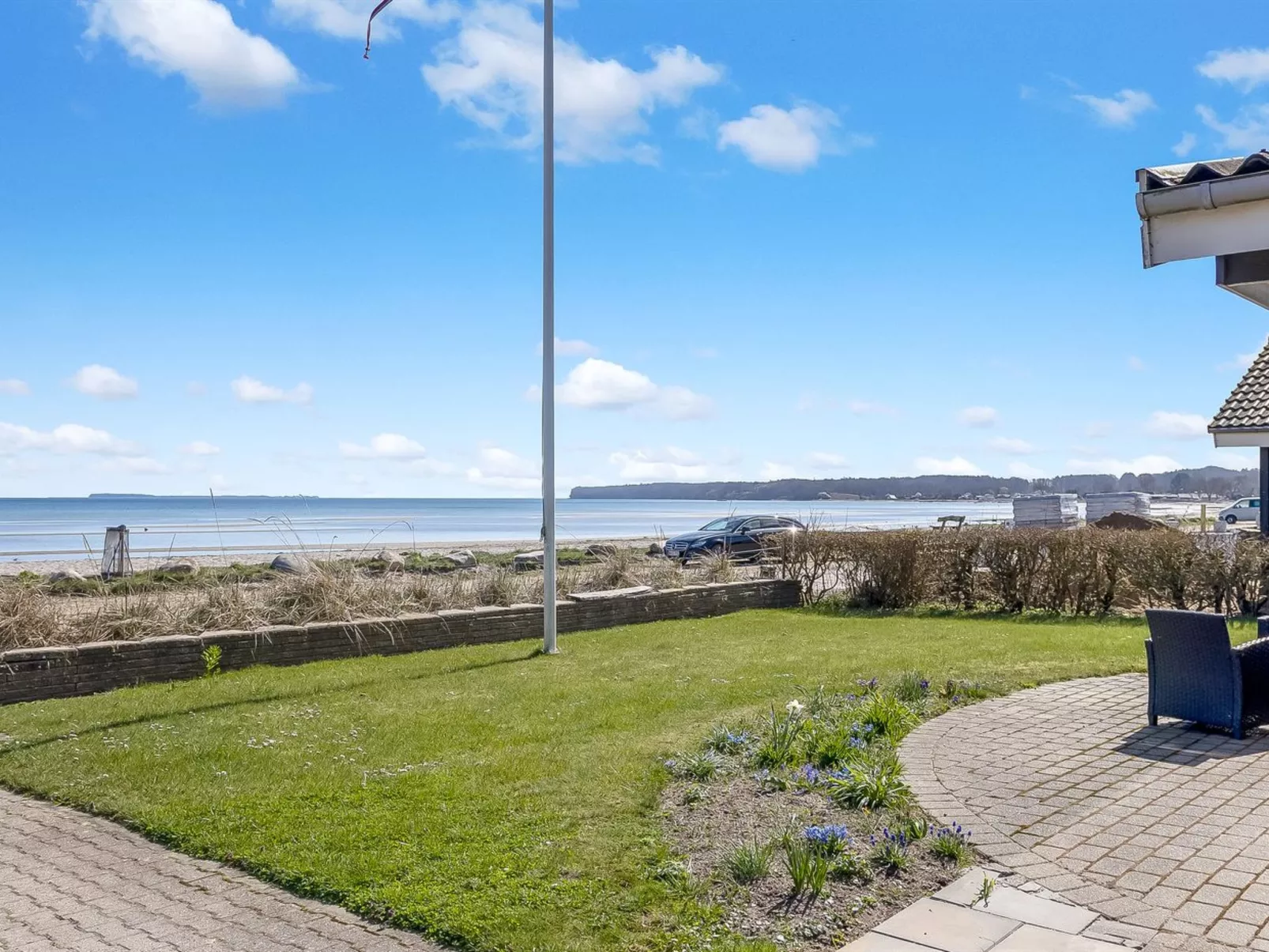 "Cornelius" - 30m from the sea-Buiten