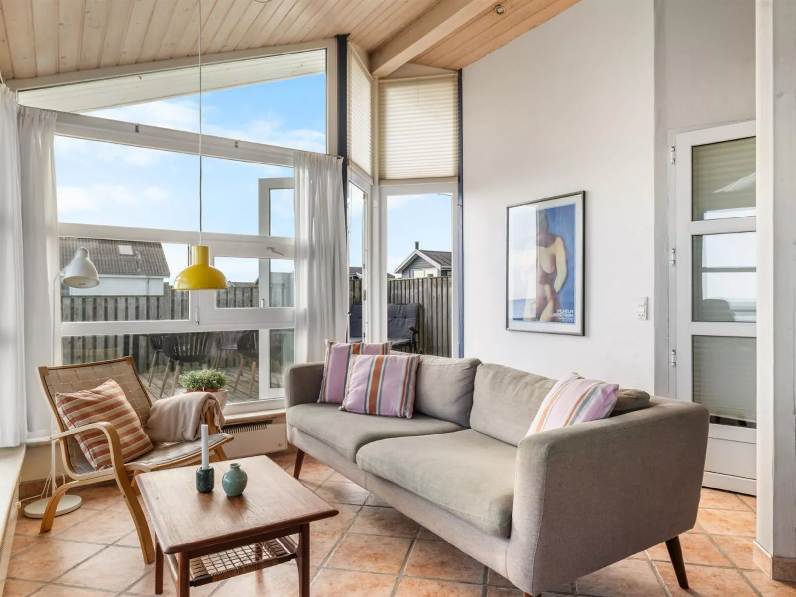 "Amila" - 10m from the sea-Binnen