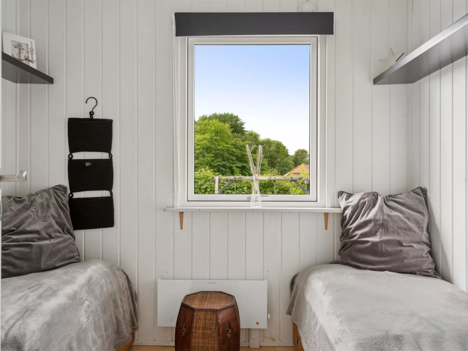 "Eweline" - 400m from the sea-Binnen