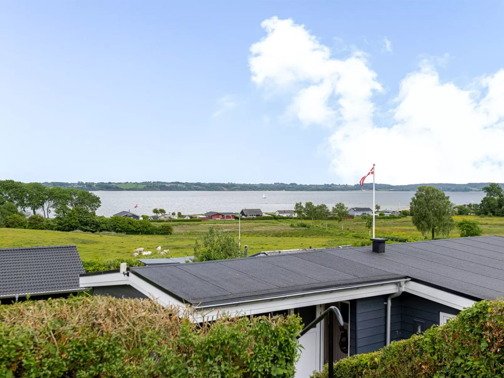 "Gyda" - 350m from the sea-Buiten