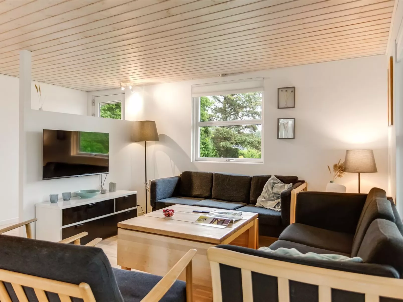 "Alica" -  from the sea-Binnen