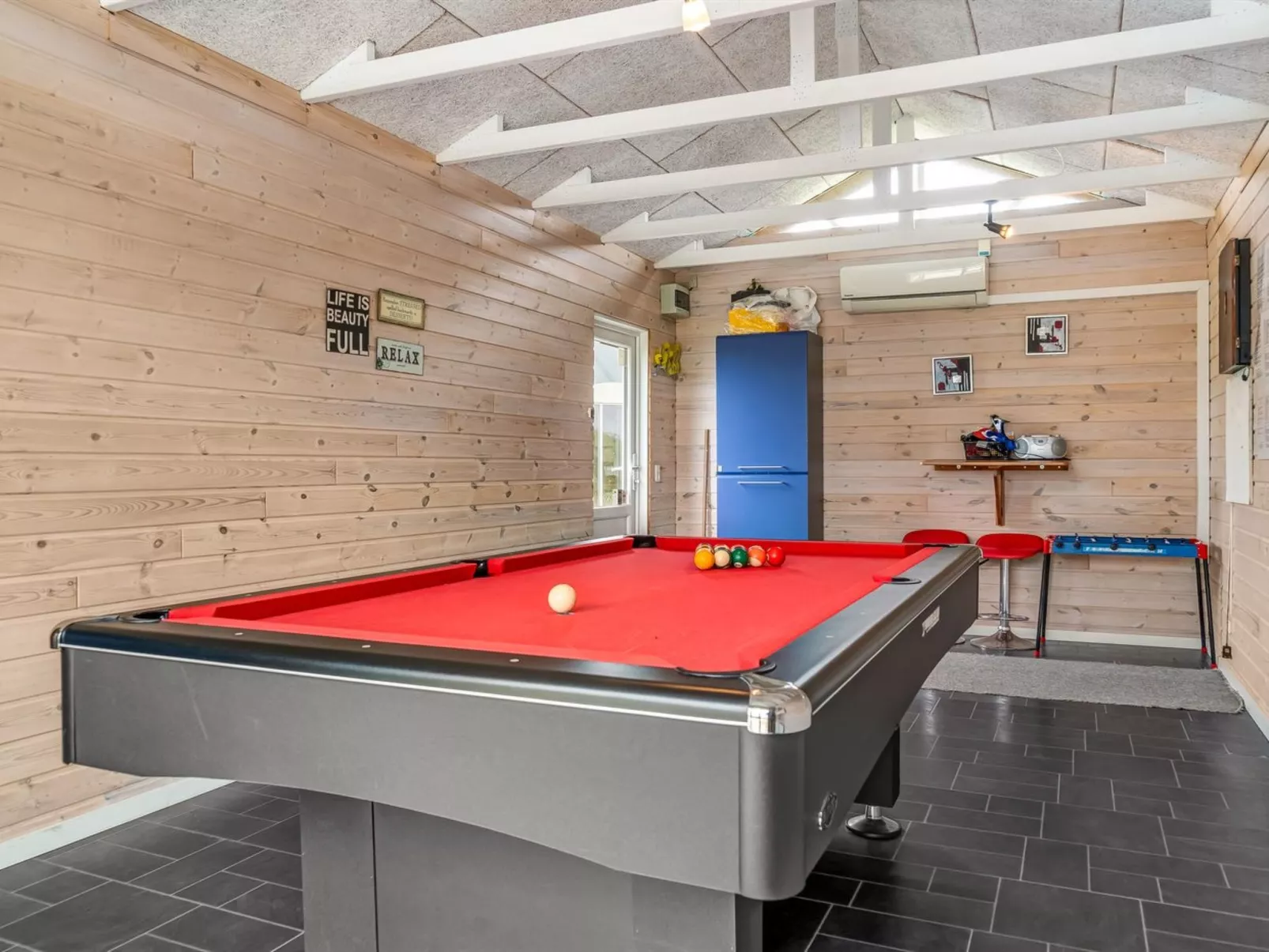 "Tjark" - 500m from the sea-Binnen