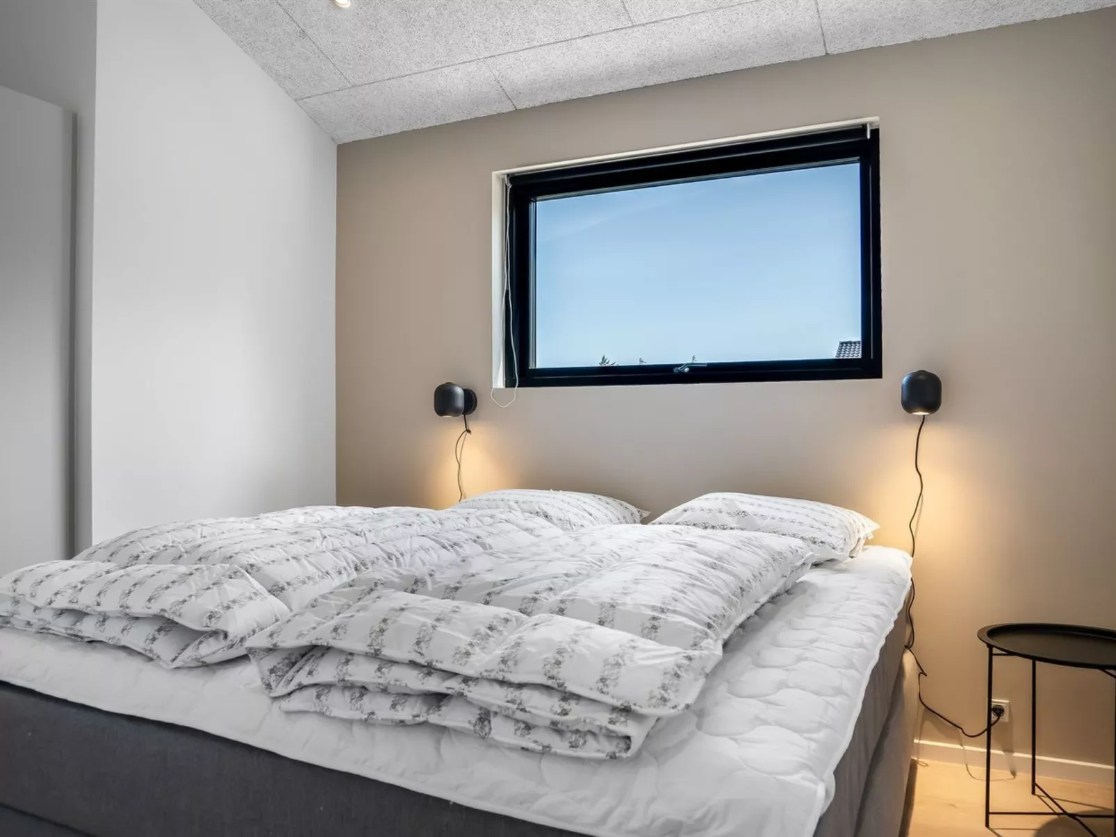 "Silja" - 900m from the sea-Binnen