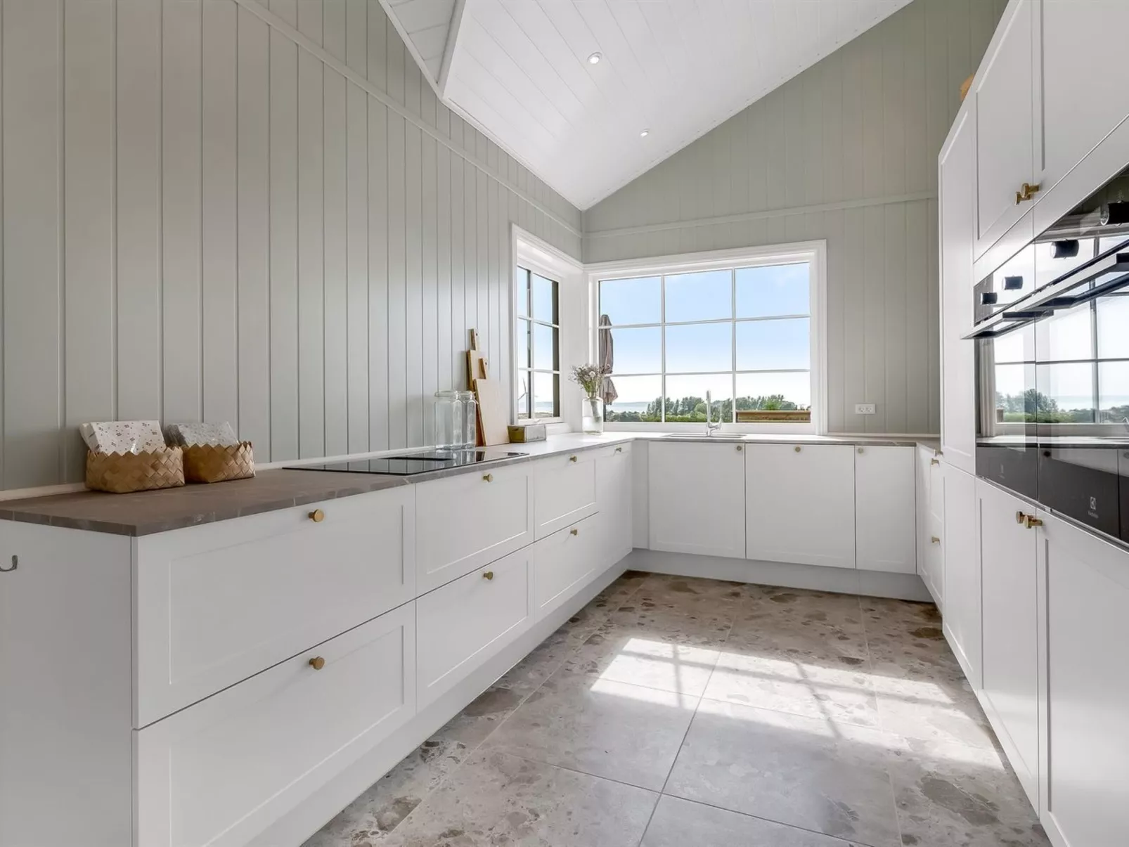 "Adia" - 650m from the sea-Binnen