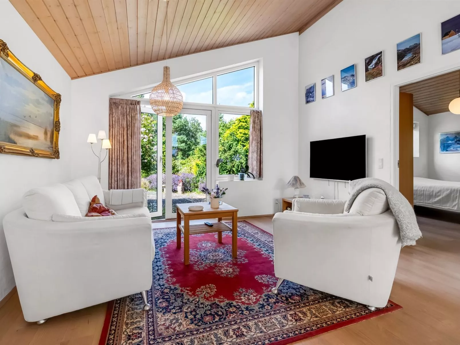 "Idalia" - 600m from the sea-Binnen